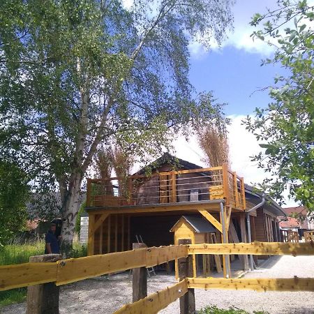 Le Carport Aparthotel Hasnon Exterior foto